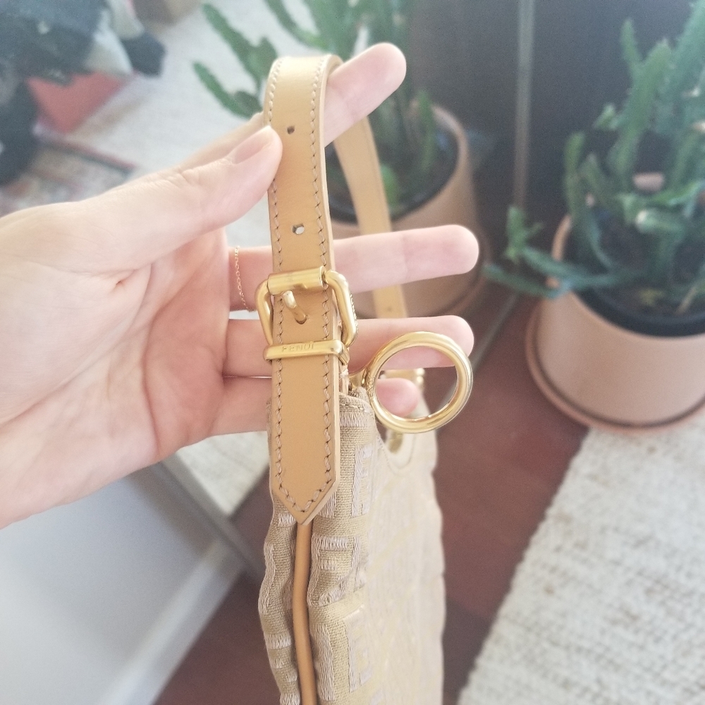 SOLD ❄️ Fendi Vintage Zucchino Oyster Bag - Picture 10 of 12